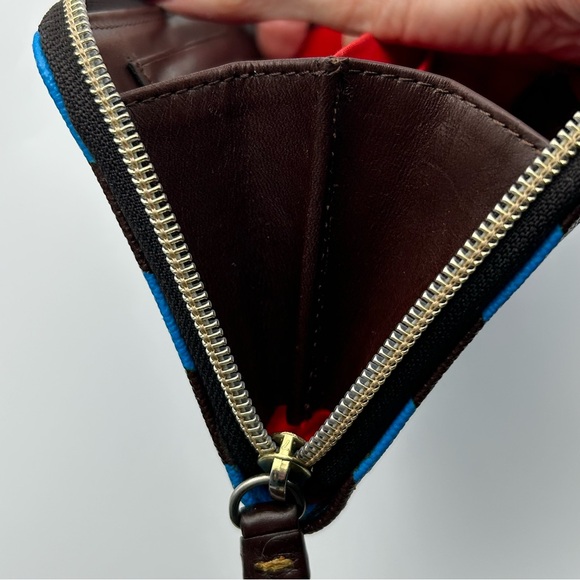 Dooney & Bourke BROWN with Blue Chevron Zip Around Wallet NWOT - Picture 6 of 12